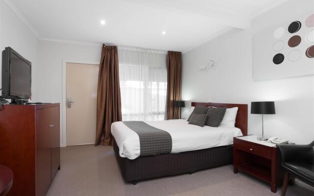 New Crossing Place Motel