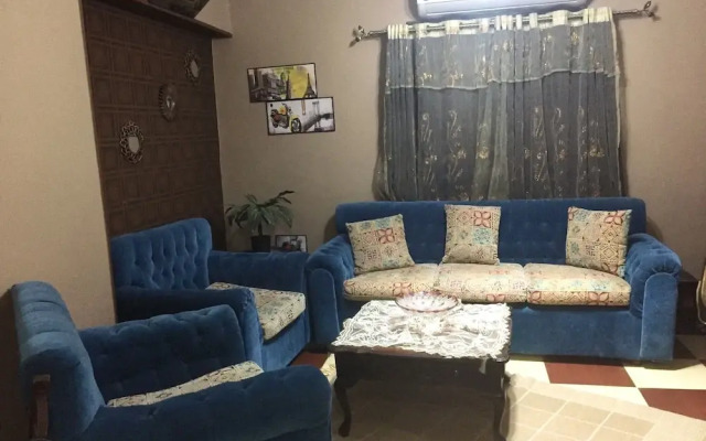 Explore Cairo From A Cozy Designed apt