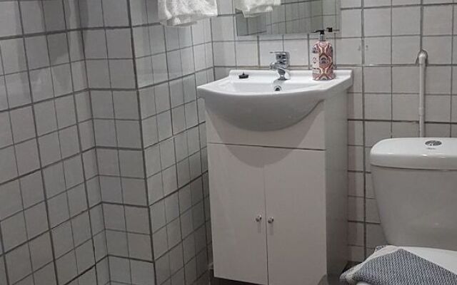 Erra - Champagne - Athens Center