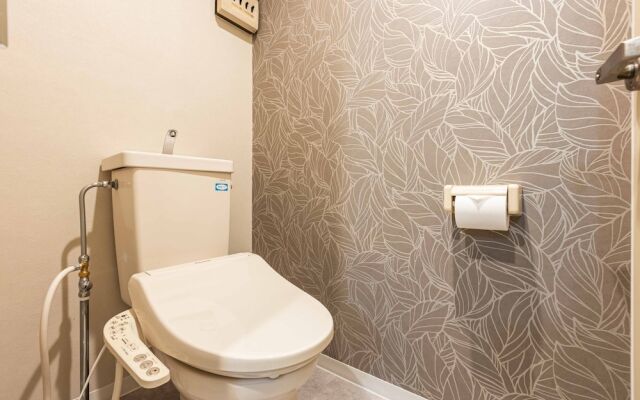 Bird Land in Shinsaibashi east