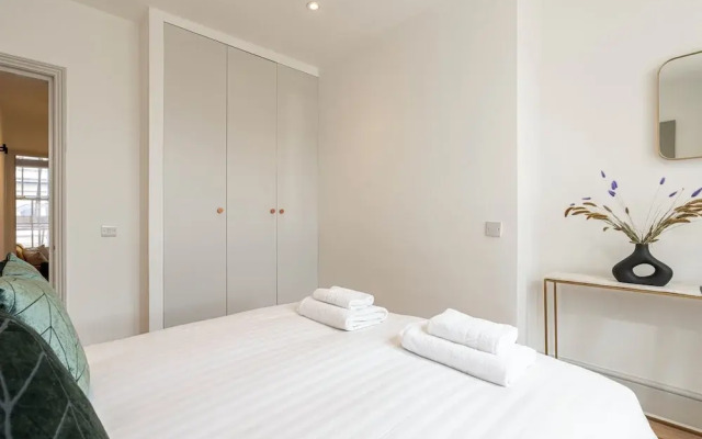 JOIVY Stylish 1 bed flats in Soho