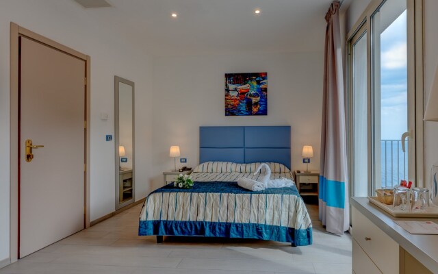 Hotel Antares