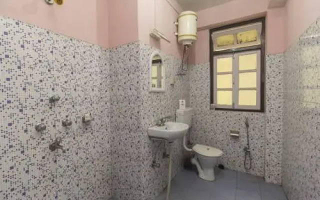 OYO 8488 Hotel Tashi Yang