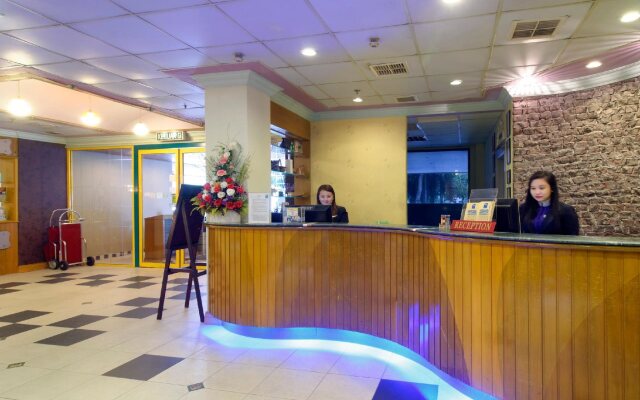 Megah D'Aru Hotel