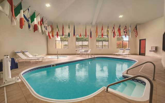 Radisson Hotel and Conference Center Rockford