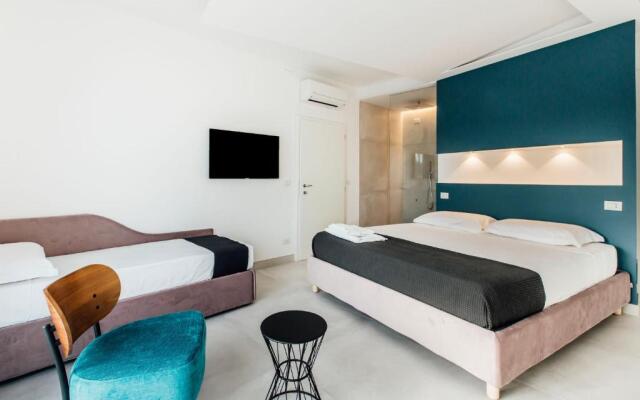 Suite 106