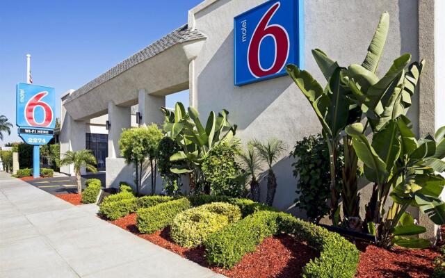 Motel 6 Newport Beach