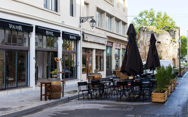 La Maison Volver
