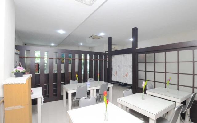 Blossom Resident Blok M