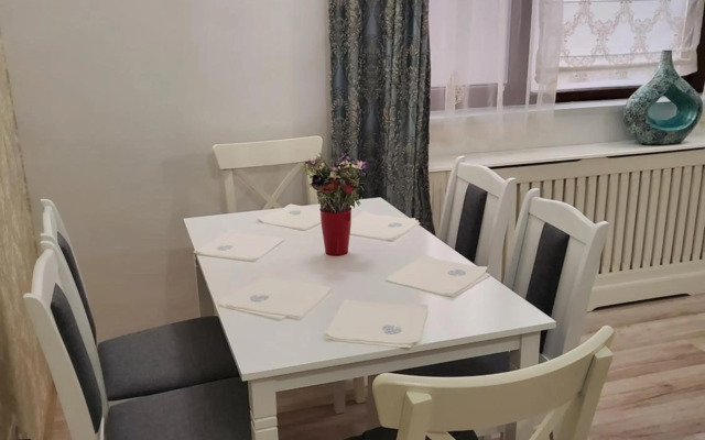 Morii Lake Apartment