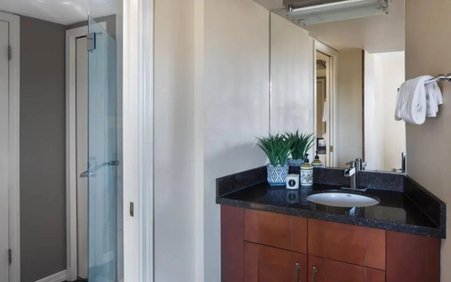 Mountain View Penthouse- 2BR Oasis at the Marquise in Whistler