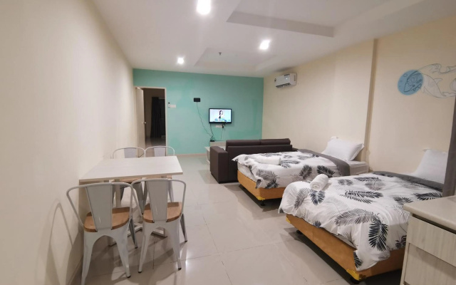 Peaceful 1-Bedroom Unit at Marina Island by JoMy Homestay – Guest Rooms – Lumut