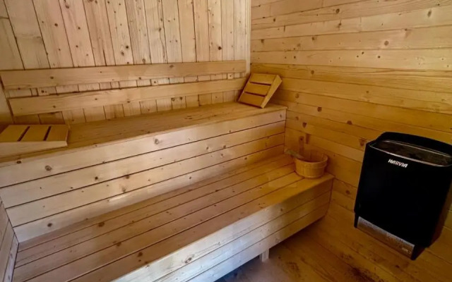 Casa Motului B&B