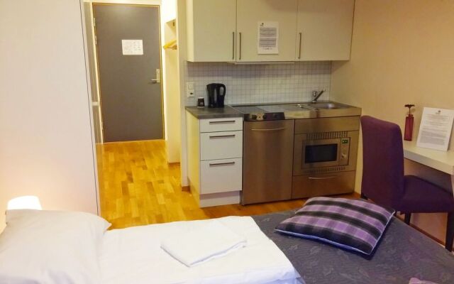  Marken Guesthouse