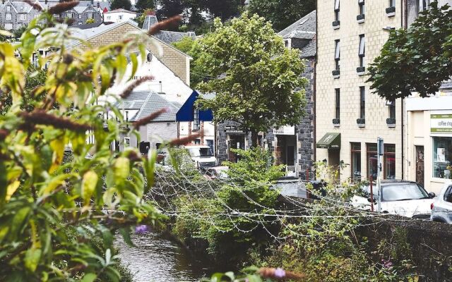The Ranald Apartments