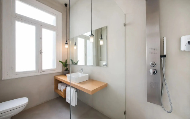 MONK Monastiraki Suites