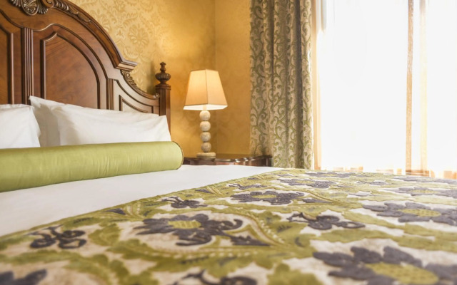 Ayres Hotel Manhattan Beach LAX