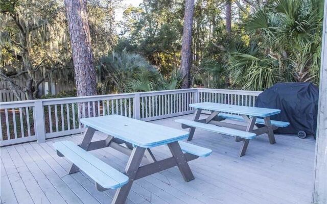 Wren Drive 18 by RedAwning