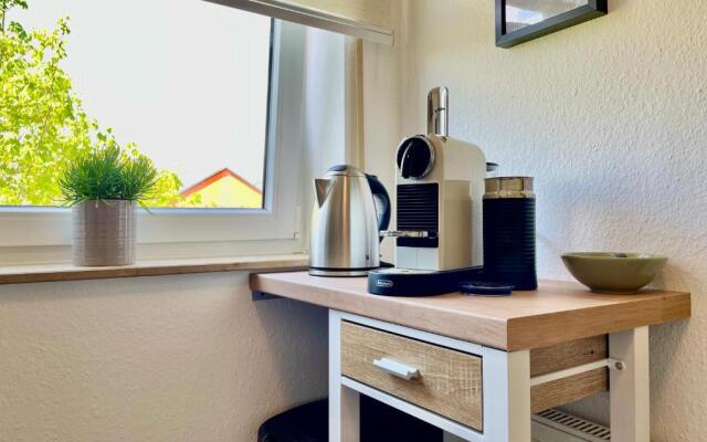 Holiday Business Apartment I 2,5 room I 60qm I Highspeed WLAN l near City and Fair I Automobil und Tech-Company