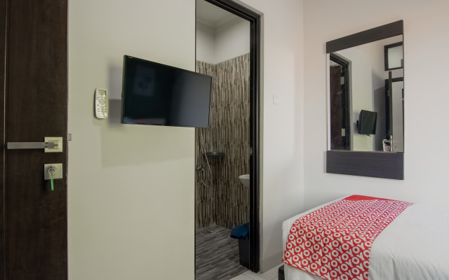 OYO 3826 Columbus Residence K11