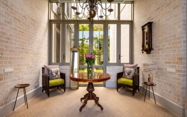 French Elegance in Bishopscourt