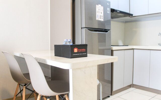 New Furnished with City View 2BR Apartment M-Town Residence
