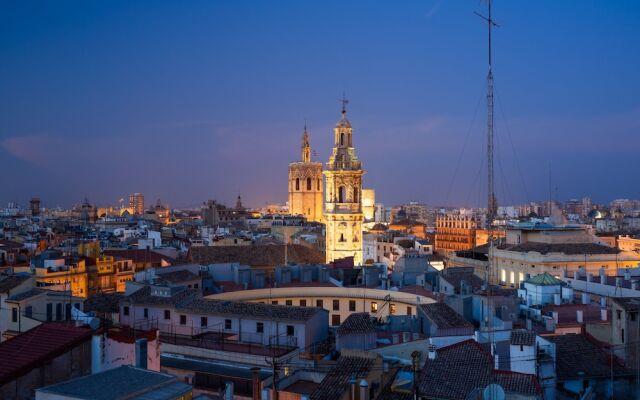 Valencia Luxury - Boutique Market