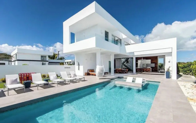 2bdr Beachside Vacation Villa, Hotel Amenities v6