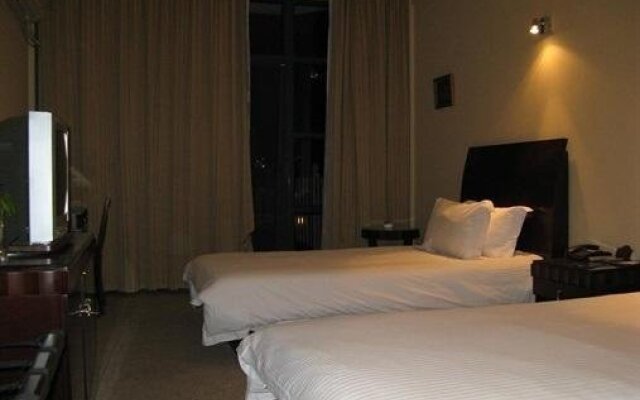 Baolong Homelike Hotel