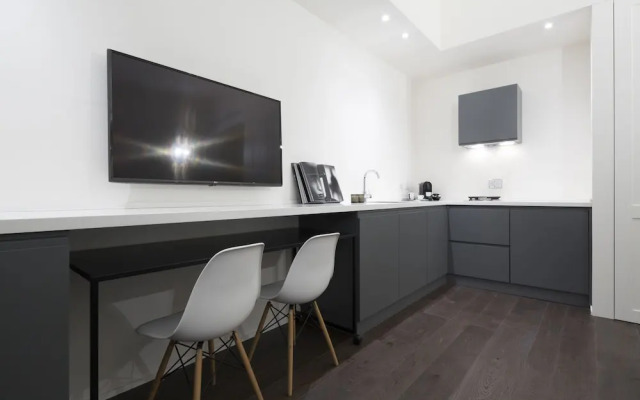 Emilia Suite Express