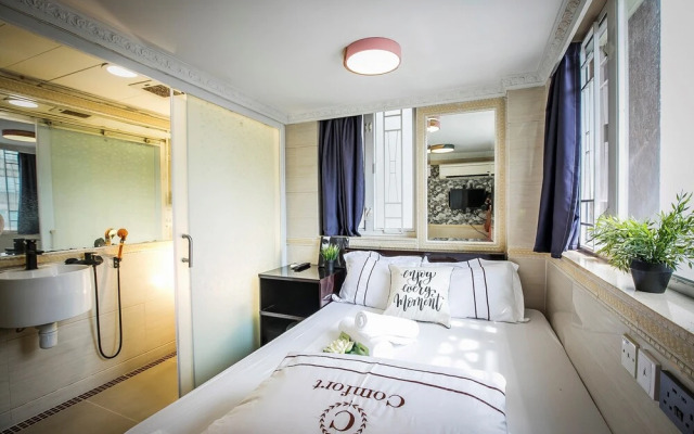 Tsim Sha Tsui Hotel