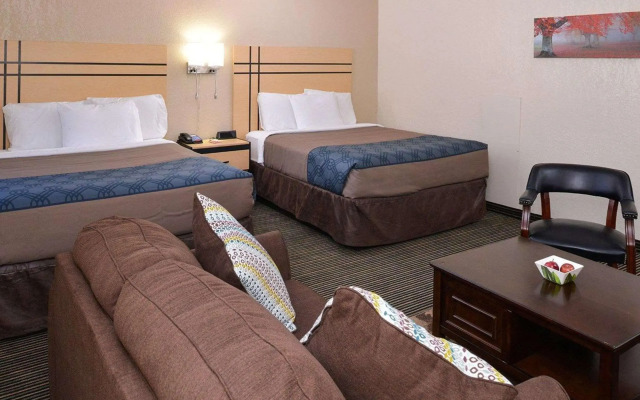 Econo Lodge Rochester I-90 & I-390