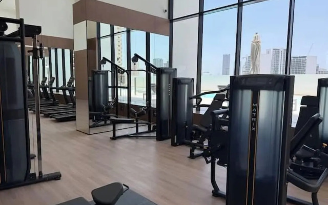 Olympic Pool 5 Mins Drive to Circle Mal