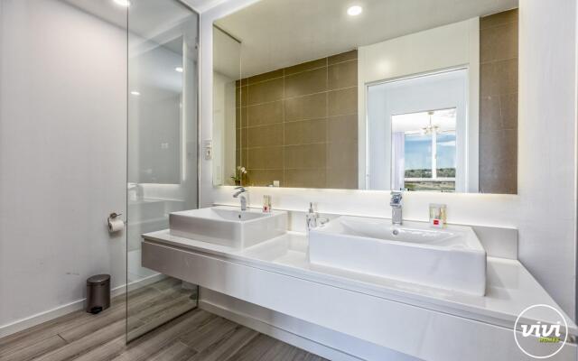 Lima in Estepona with 3 bedrooms and 2 bathrooms
