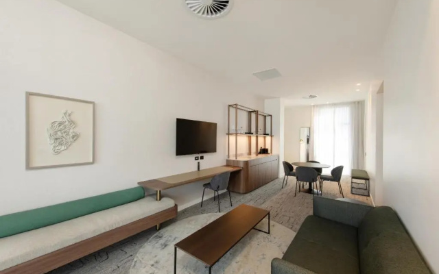 The George – Guest Rooms – Adelaide