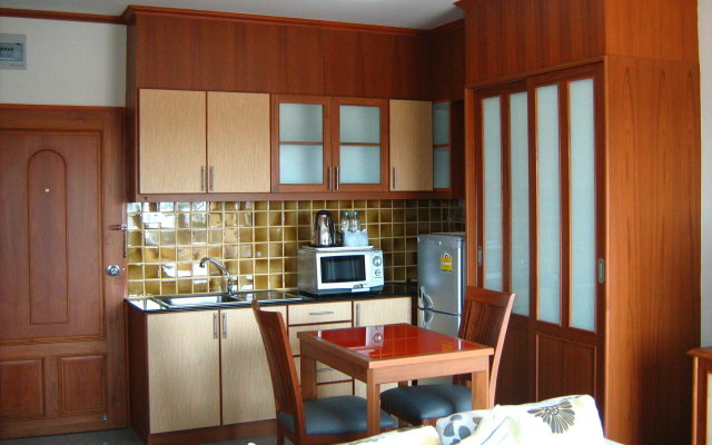 SN Apartment