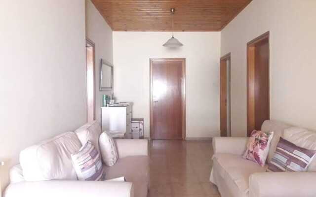 Immaculate 4-bed Apartment in Larnaca