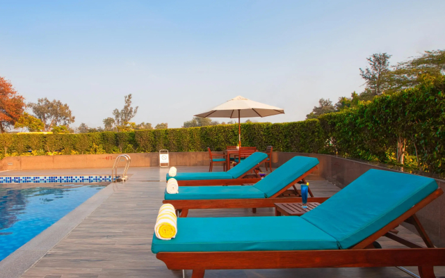 Lemon Tree Hotel, Sector 68, Sohna Road, Gurugram