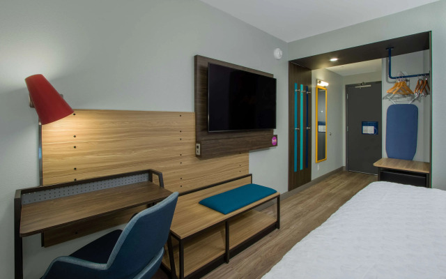 Tru by Hilton Grove City Columbus