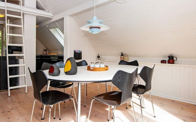 6 Person Holiday Home in Hemmet-by Traum