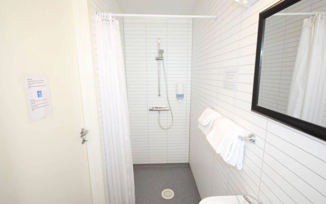 City Hotell