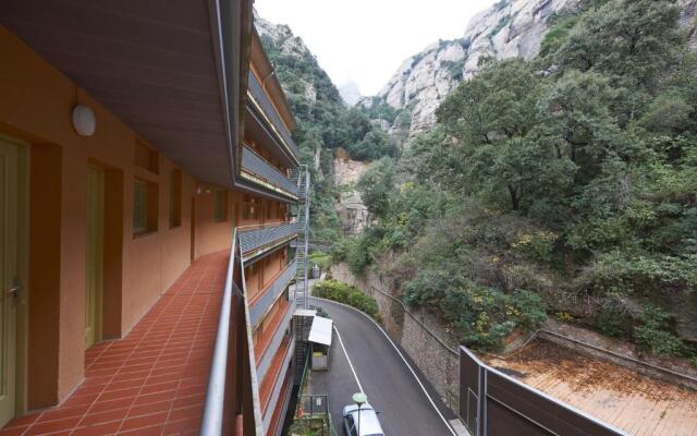 Apartamentos Montserrat Abat Marcet