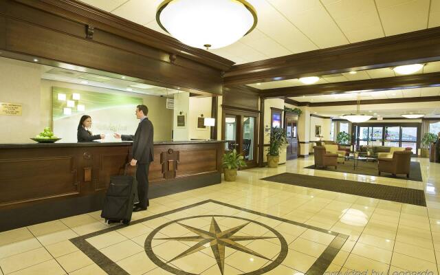 Holiday Inn National Airport/Crystal City by IHG