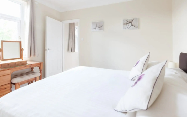 Toothbrush Apartments - Ipswich East - Cauldwell Ave