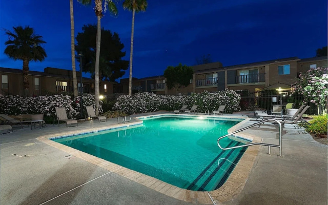 Parktopia 1 BR by Casago