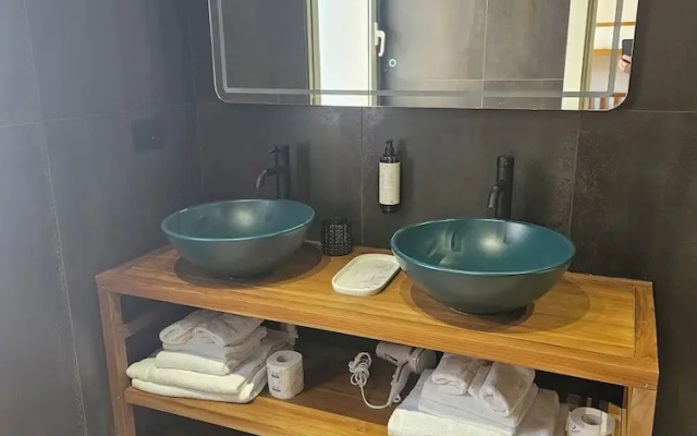 Albium Hotel
