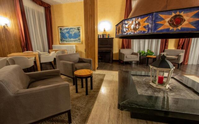 Hotel Cristallo Club