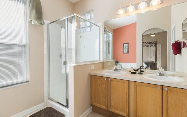 Disney Magic Vacation by VillaDirect