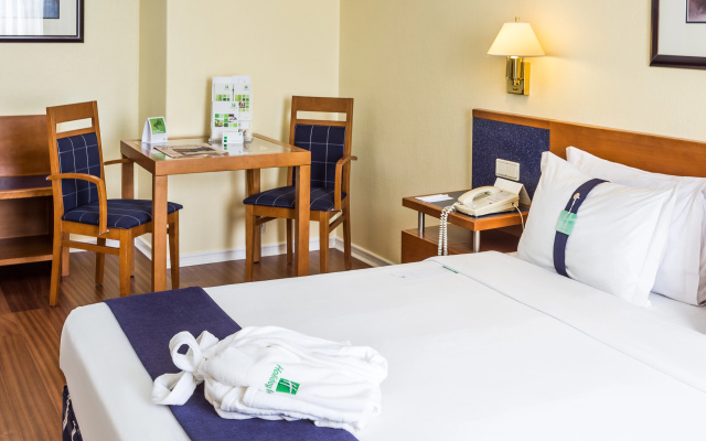 Holiday Inn Lisbon by IHG