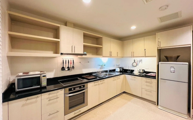 Laguna Village by RESAVA